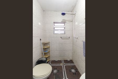Casa à venda com 410m², 2 quartos e 4 vagas Casa à venda com 410m², 2 quartos e 4 vagasBanheiro