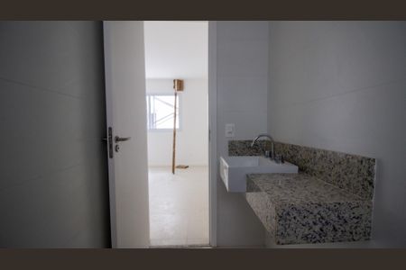 Apartamento à venda com 7m², 3 quartos e 2 vagas Apartamento à venda com 7m², 3 quartos e 2 vagasBanheiro da Suíte