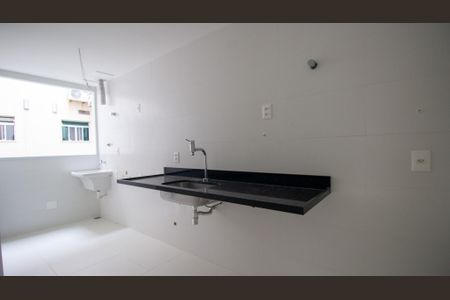 Apartamento à venda com 7m², 3 quartos e 2 vagas Apartamento à venda com 7m², 3 quartos e 2 vagasCozinha e Área de Serviço