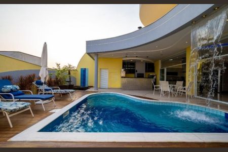 Casa de condomínio à venda com 373m², 3 quartos e 4 vagas Casa de condomínio à venda com 373m², 3 quartos e 4 vagasFoto 38