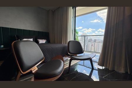 Apartamento à venda com 71m², 1 quarto e 1 vaga