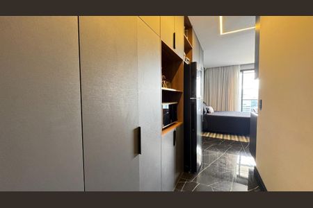 Apartamento à venda com 71m², 1 quarto e 1 vaga