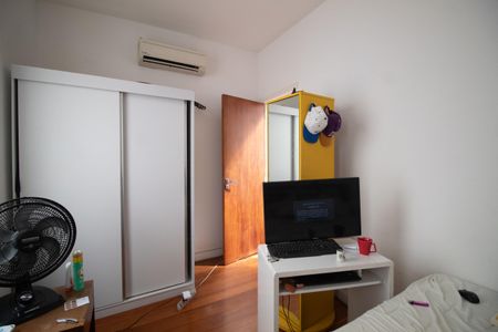 Apartamento à venda com 320m², 6 quartos e 1 vagaQuarto