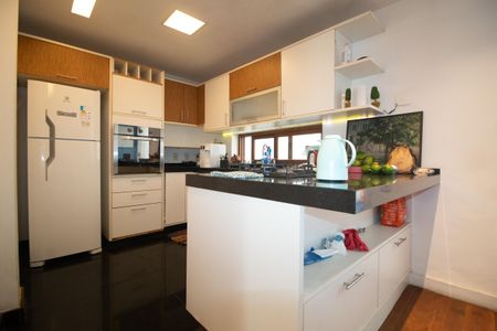 Apartamento à venda com 320m², 6 quartos e 1 vagaCozinha