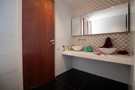 Apartamento à venda com 320m², 6 quartos e 1 vagaSuíte 4