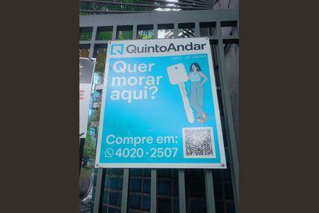 Apartamento à venda com 275m², 4 quartos e 4 vagas Apartamento à venda com 275m², 4 quartos e 4 vagasPlaca