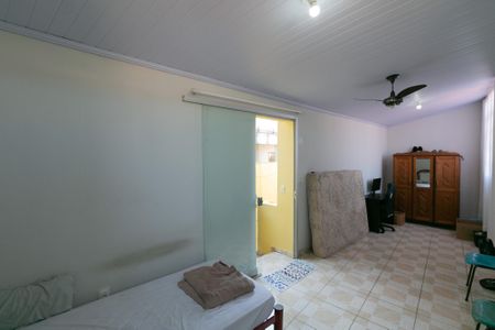 Casa à venda com 204m², 3 quartos e 2 vagas Casa à venda com 204m², 3 quartos e 2 vagasQuarto 3 Suite