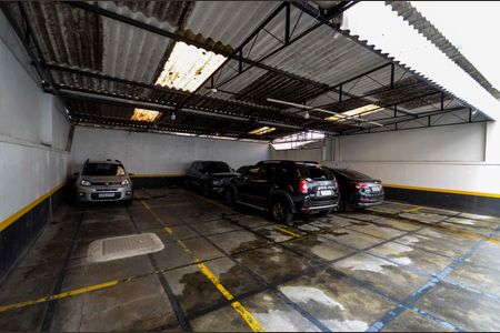 Apartamento à venda com 100m², 3 quartos e 1 vaga Apartamento à venda com 100m², 3 quartos e 1 vagaGaragem