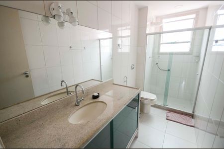 Apartamento à venda com 100m², 3 quartos e 1 vaga Apartamento à venda com 100m², 3 quartos e 1 vagaBanheiro da Suíte