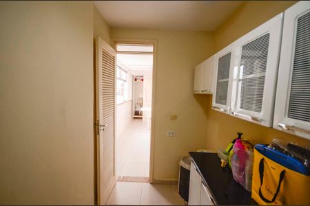Apartamento à venda com 100m², 3 quartos e 1 vaga Apartamento à venda com 100m², 3 quartos e 1 vagaQuarto de Serviço