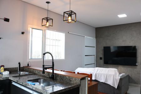 Casa à venda com 115m², 3 quartos e 2 vagasCozinha