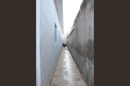 Casa à venda com 115m², 3 quartos e 2 vagasCorredor lateral