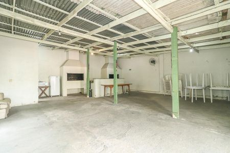 Apartamento à venda com 77m², 2 quartos e sem vagaÁrea comum - Salão de festas