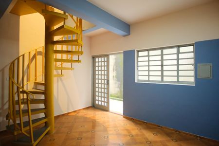 Casa à venda com 225m², 3 quartos e 1 vagaSala