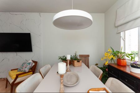 Apartamento à venda com 79m², 2 quartos e sem vaga Apartamento à venda com 79m², 2 quartos e sem vagaSala