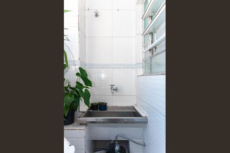 Apartamento à venda com 79m², 2 quartos e sem vaga Apartamento à venda com 79m², 2 quartos e sem vagaÁrea de Serviço
