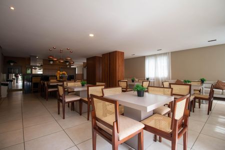 Apartamento à venda com 57m², 2 quartos e 1 vaga Apartamento à venda com 57m², 2 quartos e 1 vagaÁrea comum