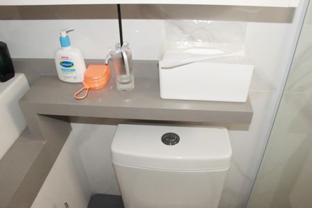 Casa à venda com 115m², 3 quartos e 3 vagasBanheiro da Suíte