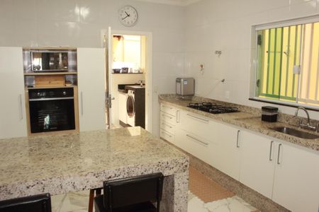 Casa à venda com 115m², 3 quartos e 3 vagasCozinha