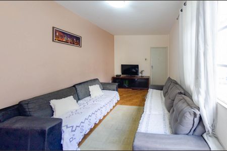 Apartamento à venda com 80m², 2 quartos e 1 vaga Apartamento à venda com 80m², 2 quartos e 1 vagaSala