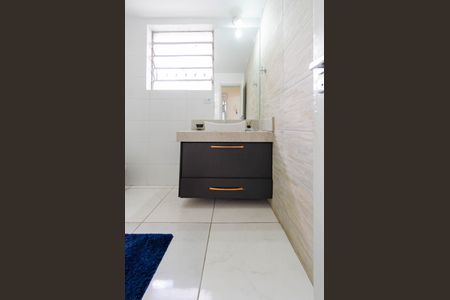 Apartamento à venda com 80m², 2 quartos e 1 vaga Apartamento à venda com 80m², 2 quartos e 1 vagaBanheiro