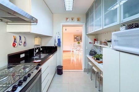 Apartamento à venda com 105m², 3 quartos e 1 vaga Apartamento à venda com 105m², 3 quartos e 1 vagaCozinha