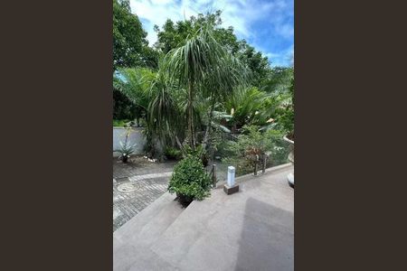Casa à venda com 203m², 3 quartos e 2 vagas