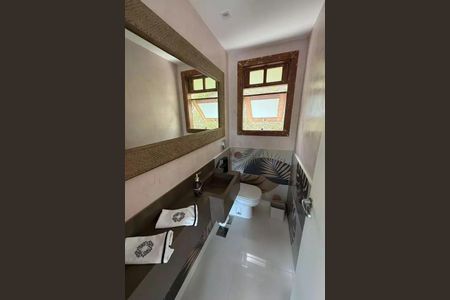 Casa à venda com 203m², 3 quartos e 2 vagas