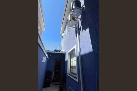 Casa à venda com 196m², 4 quartos e 2 vagas