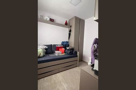 Casa à venda com 196m², 4 quartos e 2 vagas