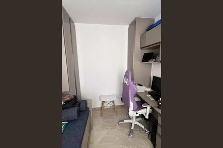 Casa à venda com 196m², 4 quartos e 2 vagas