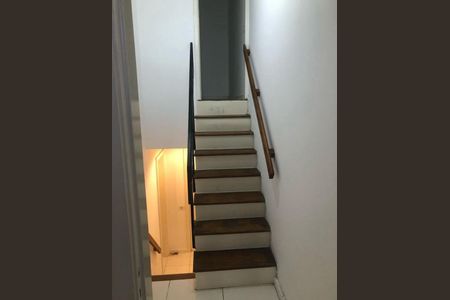 Apartamento à venda com 68m², 2 quartos e 1 vaga