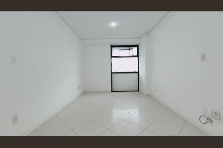 Apartamento à venda com 272m², 4 quartos e 2 vagas