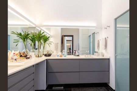 Casa à venda com 608m², 3 quartos e sem vaga