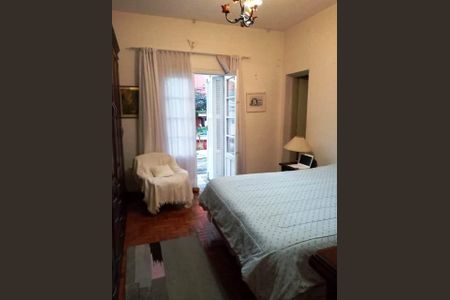 Casa à venda com 149m², 2 quartos e 2 vagas