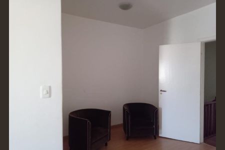 Casa à venda com 144m², 2 quartos e 1 vaga