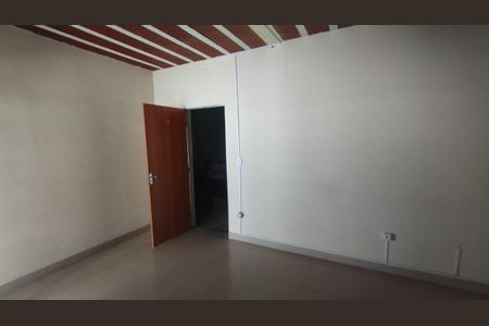 Casa à venda com 201m², 3 quartos e 4 vagas