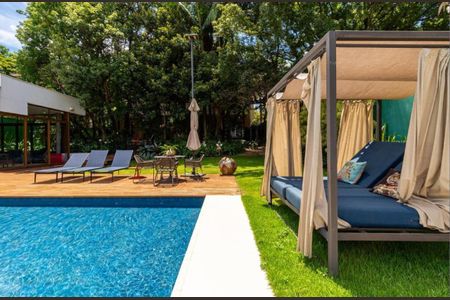 Casa à venda com 650m², 5 quartos e 5 vagas