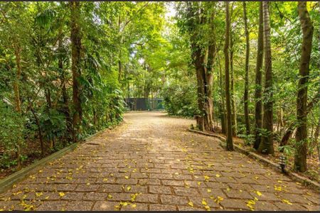 Casa à venda com 650m², 5 quartos e 5 vagas