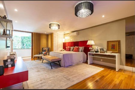 Casa à venda com 650m², 5 quartos e 5 vagas