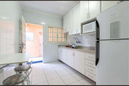 Casa à venda com 608m², 3 quartos e 3 vagas
