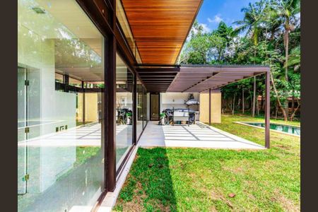 Casa à venda com 734m², 5 quartos e sem vaga