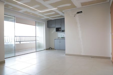 Apartamento para alugar com 76m², 3 quartos e 1 vagaSala