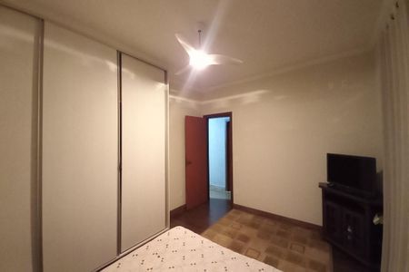Casa à venda com 270m², 3 quartos e 2 vagas Casa à venda com 270m², 3 quartos e 2 vagasQuarto 1