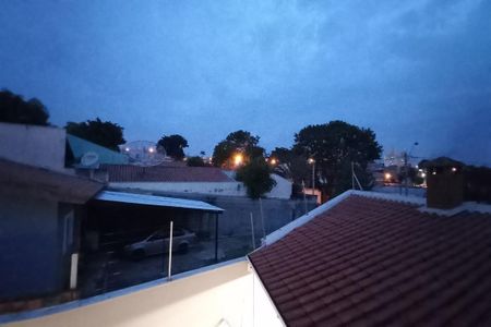 Casa à venda com 270m², 3 quartos e 2 vagas Casa à venda com 270m², 3 quartos e 2 vagasVista do Quarto 2