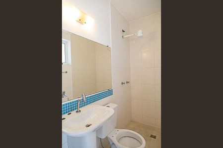 Casa à venda com 160m², 3 quartos e 1 vaga Casa à venda com 160m², 3 quartos e 1 vagaBanheiro de Serviço