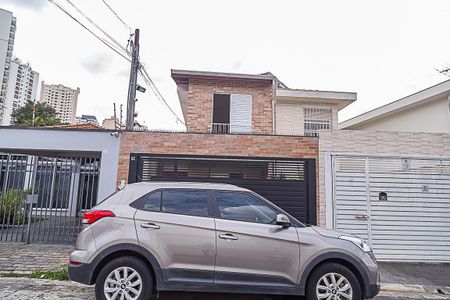 Casa à venda com 160m², 3 quartos e 1 vaga Casa à venda com 160m², 3 quartos e 1 vagaFachada