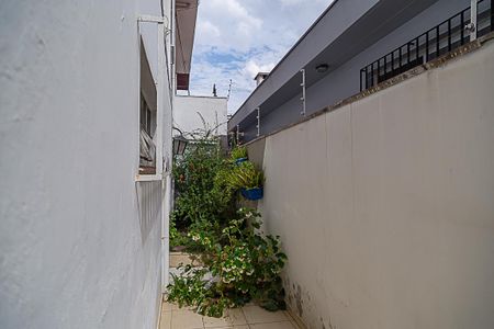 Casa à venda com 160m², 3 quartos e 1 vaga Casa à venda com 160m², 3 quartos e 1 vagaCorredor Externo
