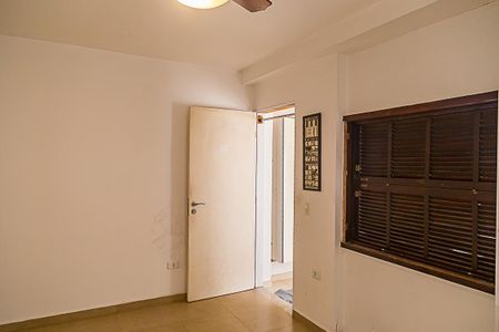Casa à venda com 160m², 3 quartos e 1 vaga Casa à venda com 160m², 3 quartos e 1 vagaQuarto de Serviço