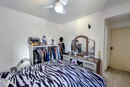 Apartamento à venda com 90m², 3 quartos e 2 vagas Apartamento à venda com 90m², 3 quartos e 2 vagasSuíte